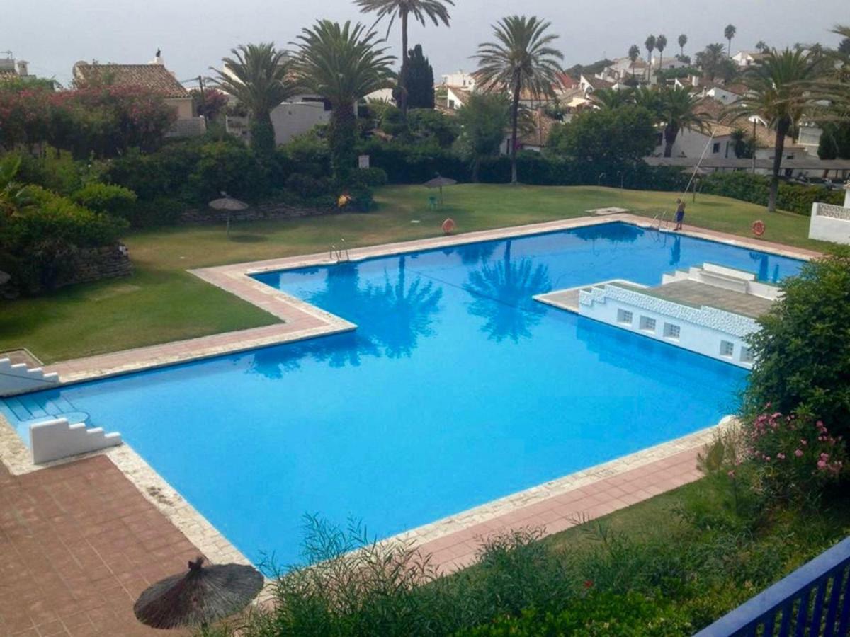 Apartmán Apartamento A 10 Metros Playa Estepona Exteriér fotografie